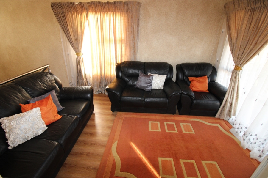 3 Bedroom Property for Sale in Raceway Free State